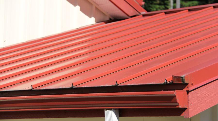 Professional gutter cleaning services in New Market, IN